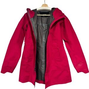 Arc'teryx Women's Codetta jacket (like new)